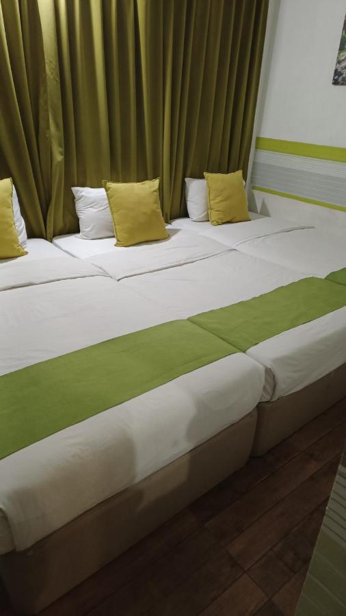 Olive Hotel Джохор-Бару Екстер'єр фото