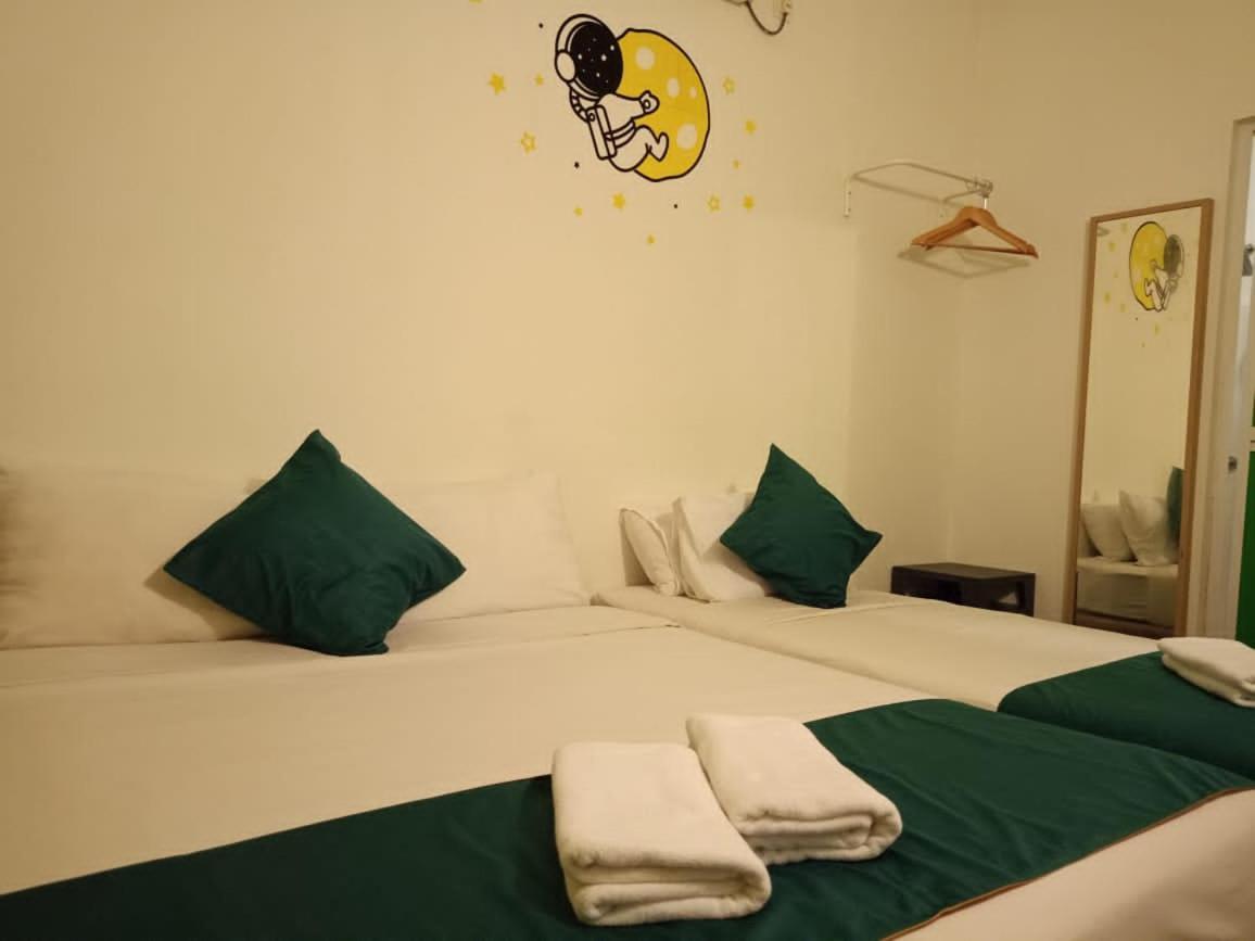 Olive Hotel Джохор-Бару Екстер'єр фото